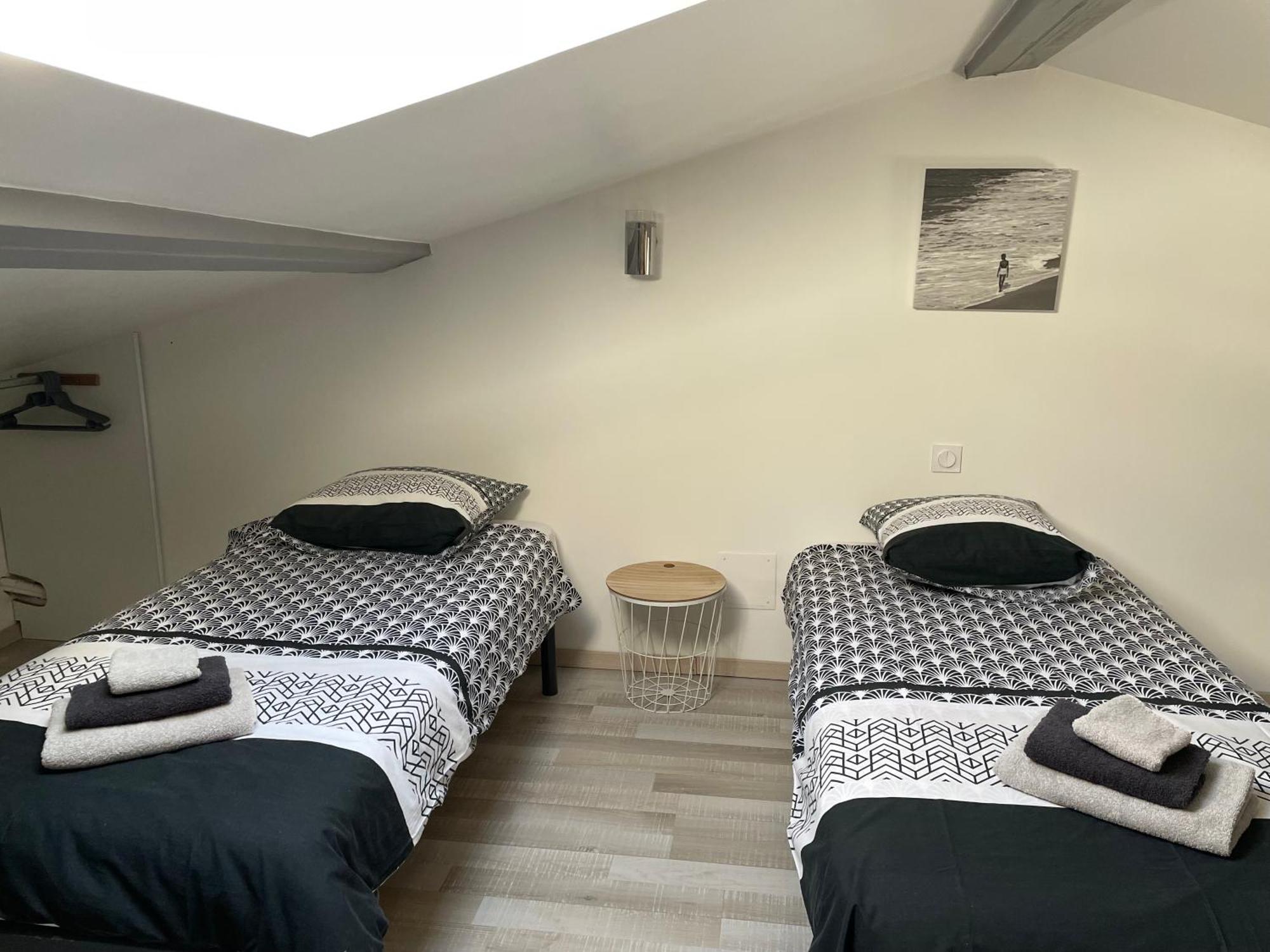 Chez Tony Et Laurie Appartement Montbrun-des-Corbières Buitenkant foto